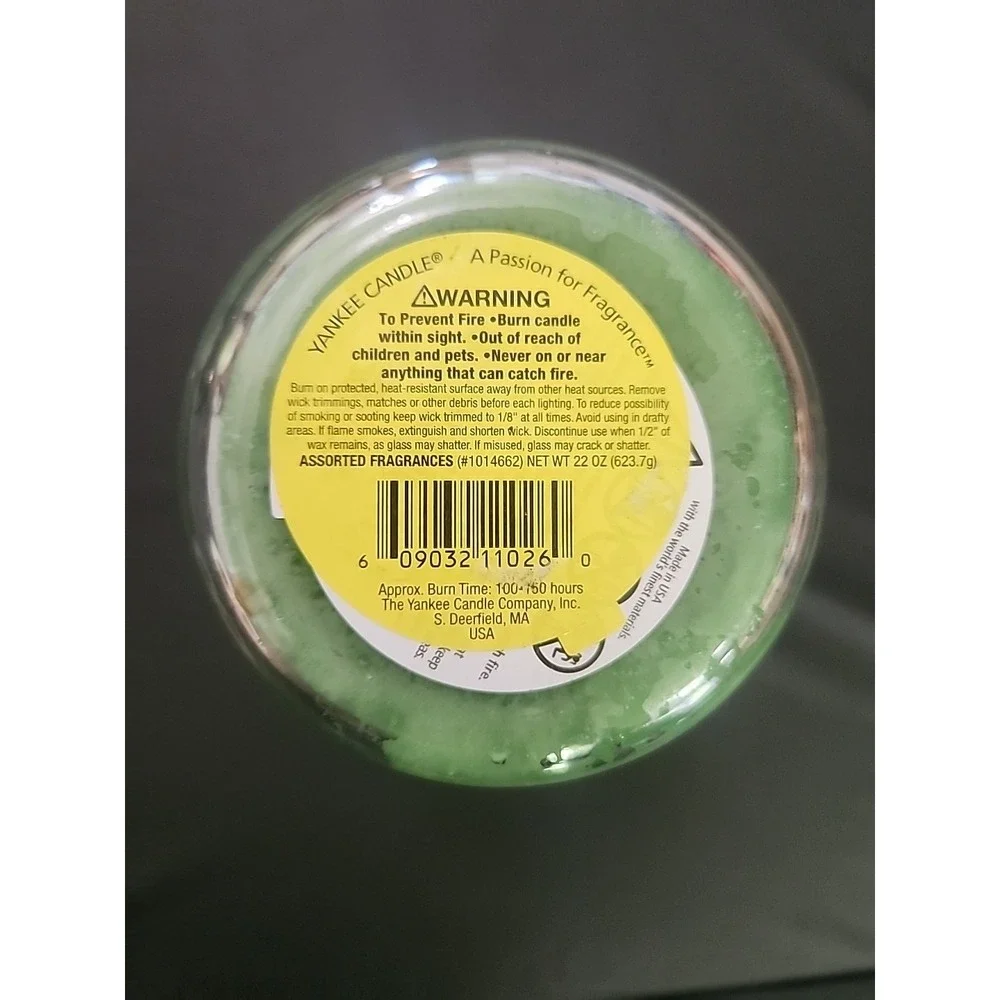 New Yankee Candle‎ Crunchy Pistachio Vanilla 22 Oz Single Wick Rare Retired